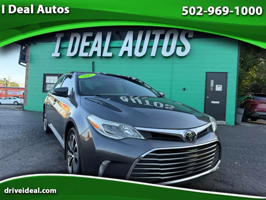 2017 Toyota Avalon XLE photo 1