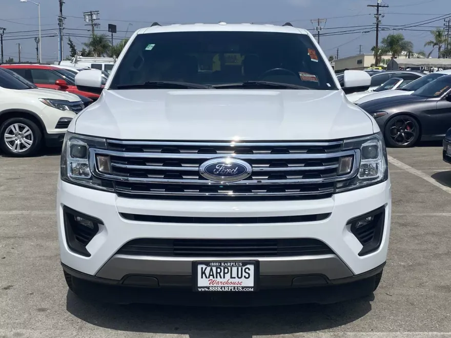2019 Ford Expedition XLT photo 1