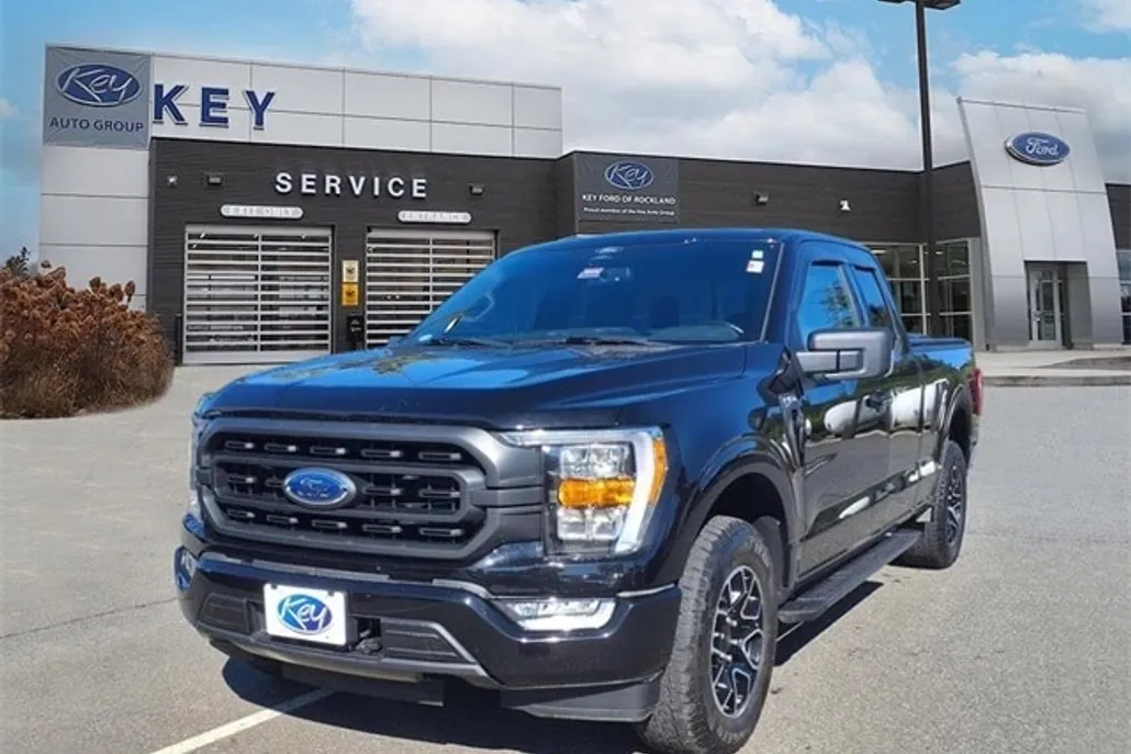 2022 Ford F-150 XLT photo 1