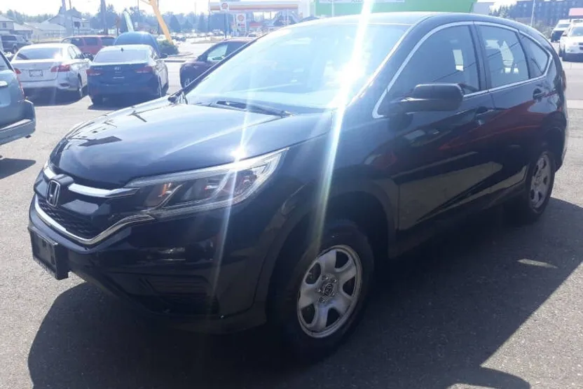 2015 Honda CR-V LX photo 1