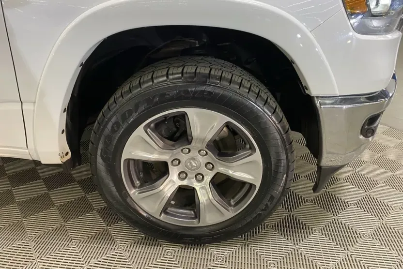 2022 Ram 1500 Laramie photo 1