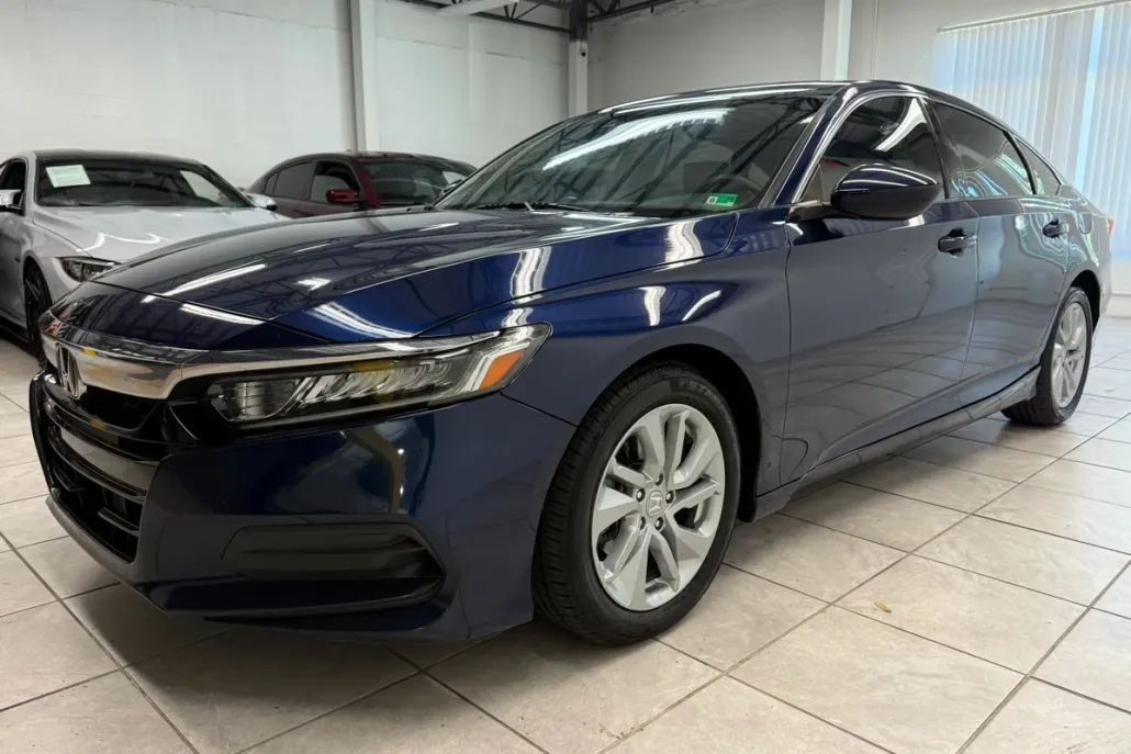 2020 Honda Accord LX photo 1