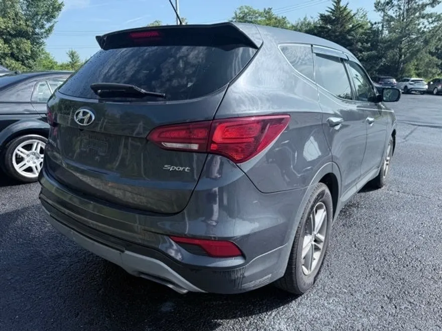 2018 Hyundai Santa Fe Sport Base photo 1