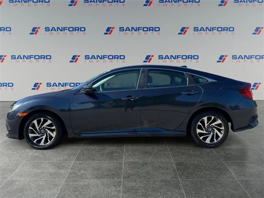 2018 Honda Civic EX photo 1
