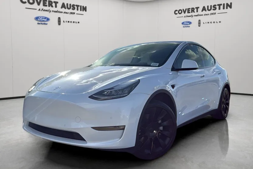2021 Tesla Model Y Long Range photo 1