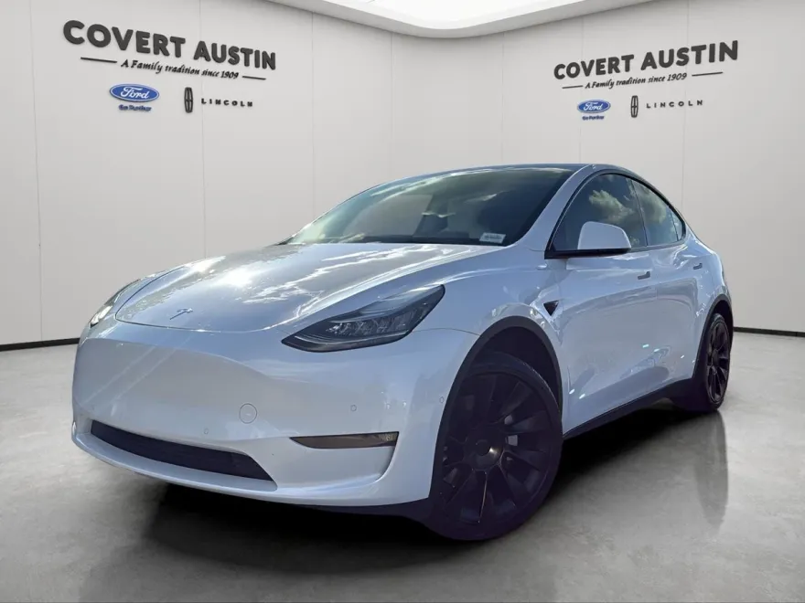 2021 Tesla Model Y Long Range photo 1