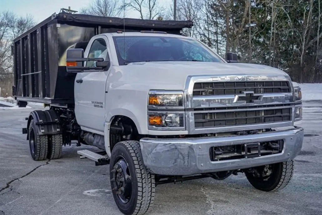 2024 Chevrolet Silverado 5500HD Work Truck photo 1
