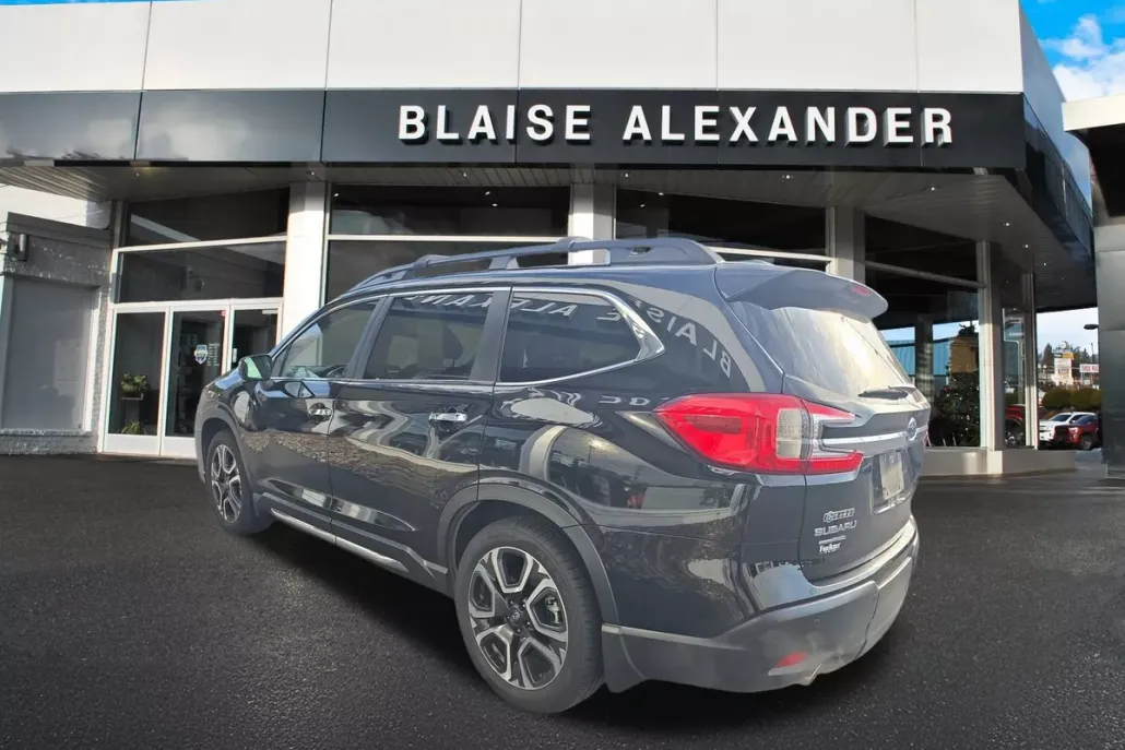 2023 Subaru Ascent Touring photo 1