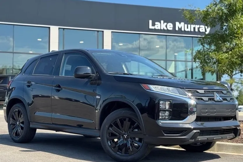 2025 Mitsubishi Outlander Sport ES SE LE photo 1