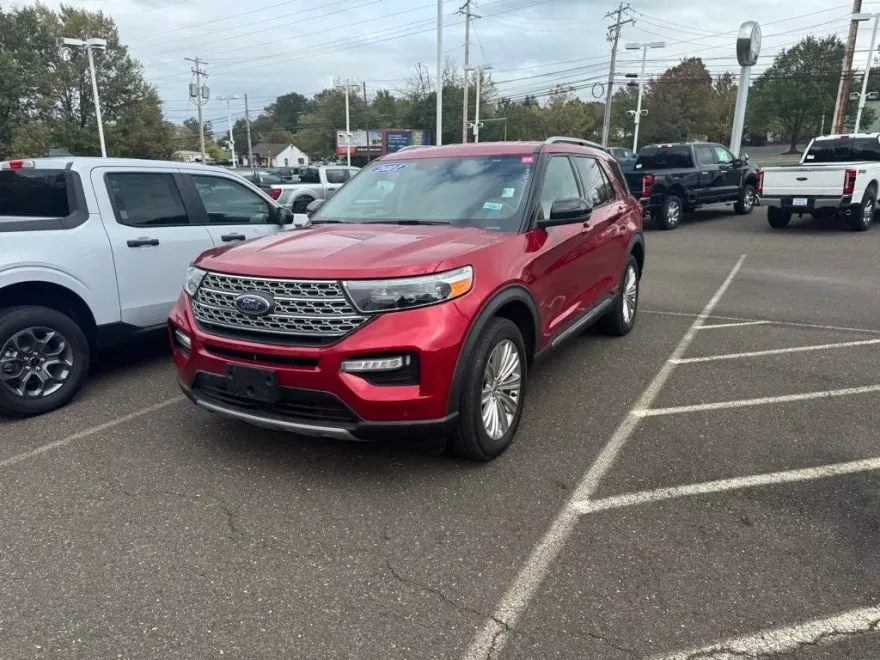 2021 Ford Explorer Limited photo 1
