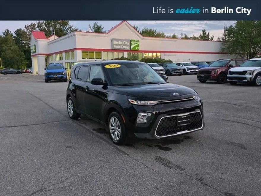 2020 Kia Soul LX photo 1