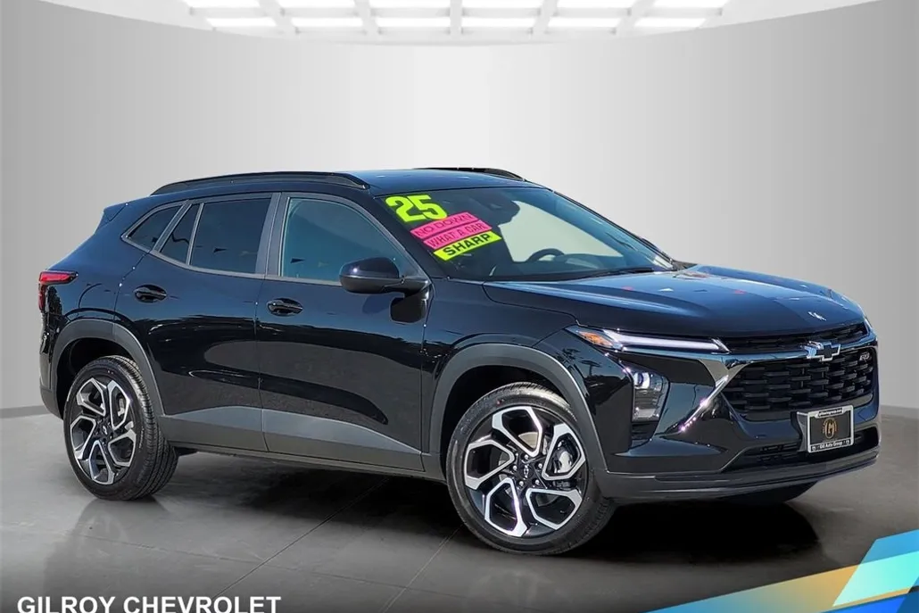 2025 Chevrolet Trax photo 1