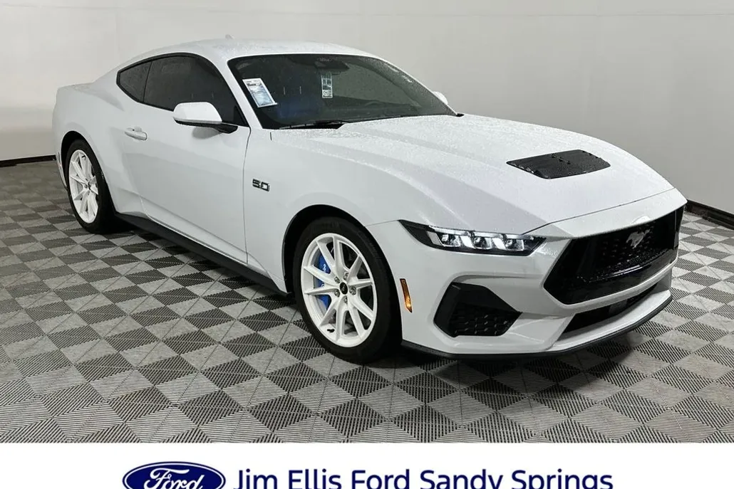 2024 Ford Mustang GT Premium photo 1