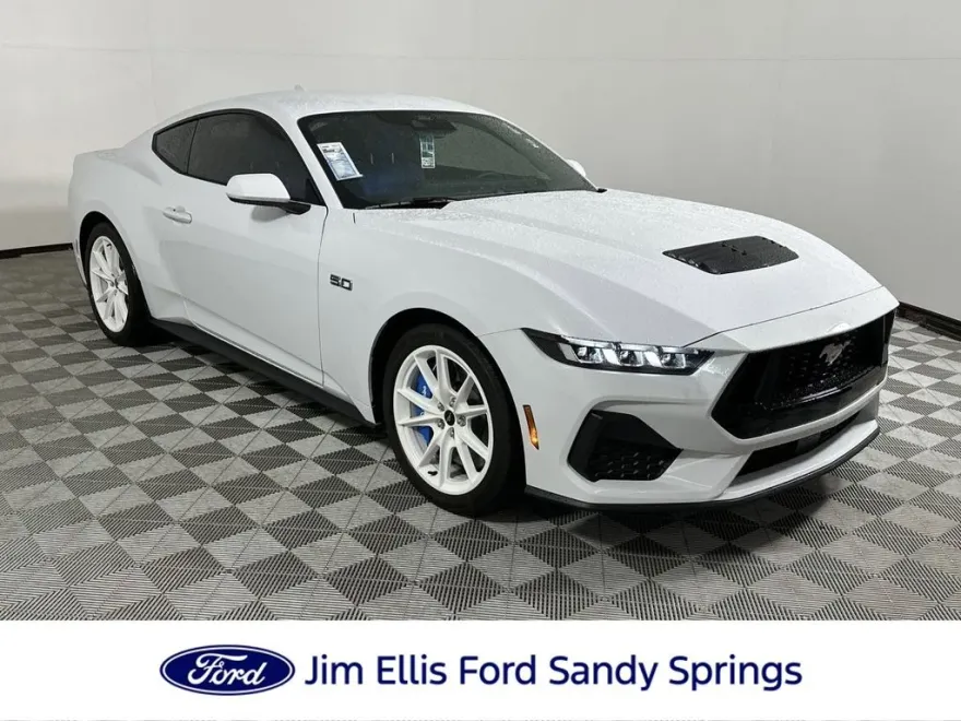 2024 Ford Mustang GT Premium photo 1