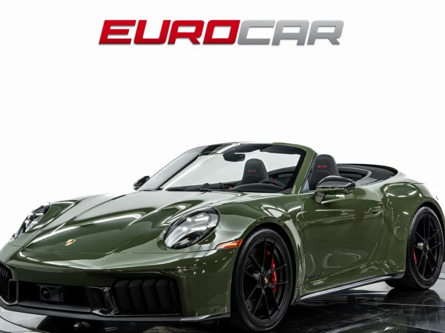 2025 Porsche 911 4 GTS photo 1