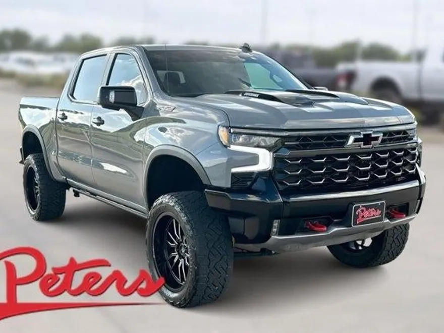 2024 Chevrolet Silverado 1500 ZR2 photo 1