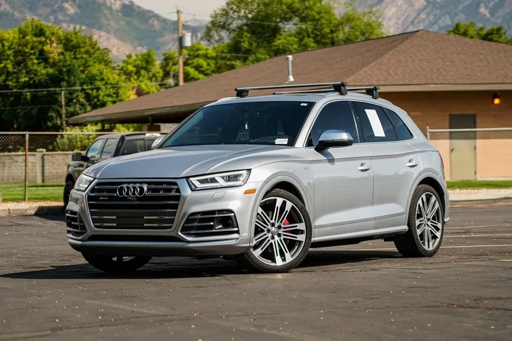 2018 Audi SQ5 Premium Plus photo 1