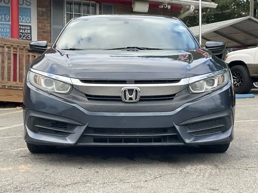 2017 Honda Civic EX photo 1
