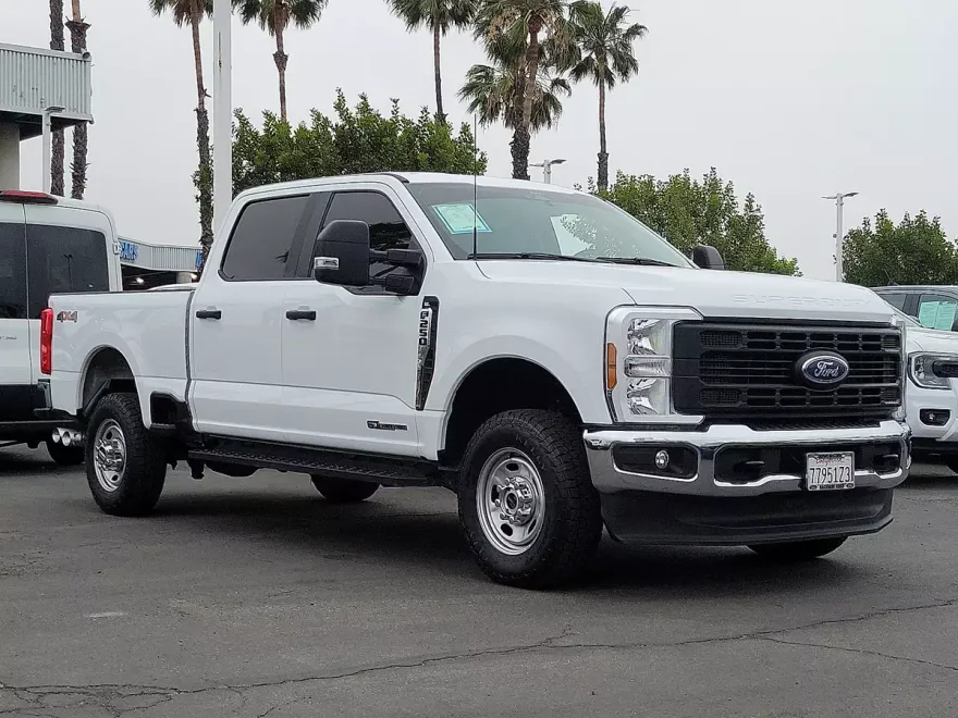 2024 Ford F-250 XL photo 1