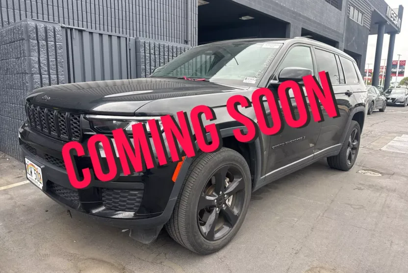 2023 Jeep Grand Cherokee Altitude photo 1