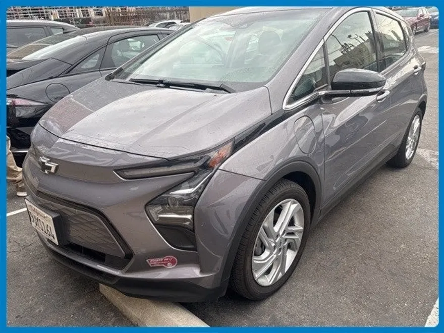 2023 Chevrolet Bolt EV 1LT photo 1