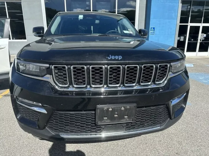 2024 Jeep Cherokee Limited 4xe photo 1