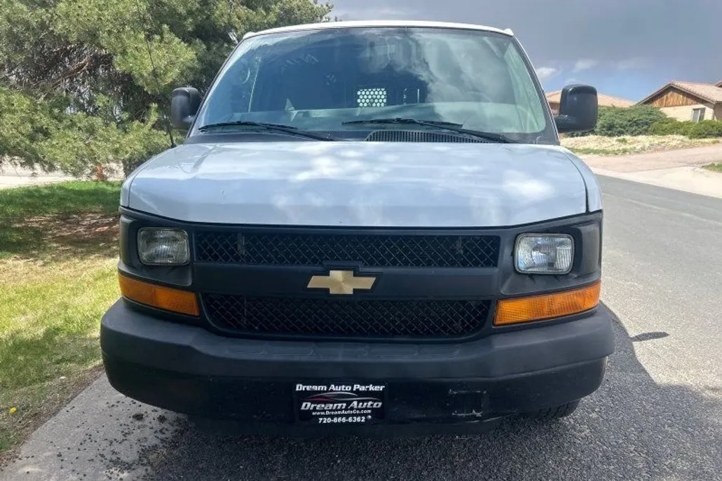 2014 Chevrolet Express 1500 Cargo photo 1