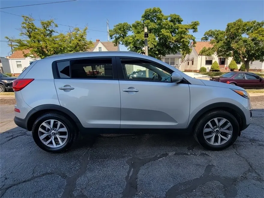 2015 Kia Sportage LX photo 1