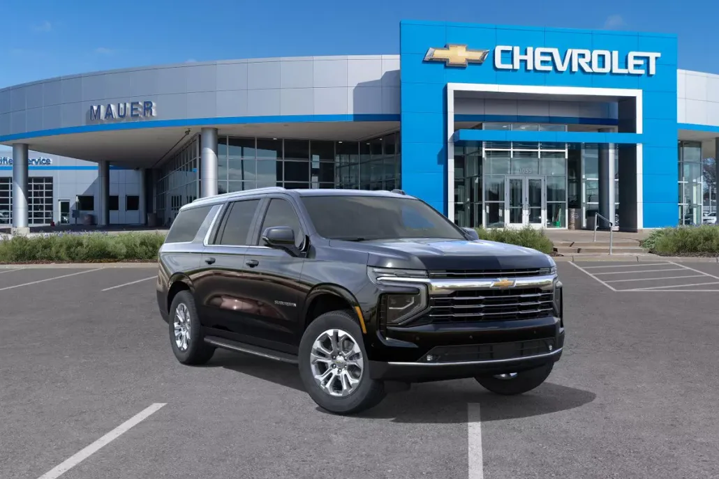 2026 Chevrolet Suburban LT photo 1