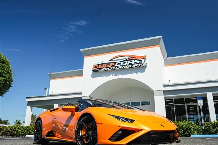 2020 Lamborghini Huracan Evo Spyder photo 1
