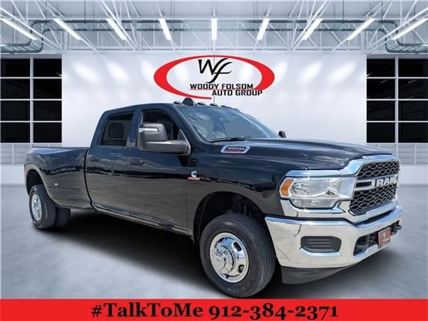 2024 Ram 3500 Tradesman photo 1