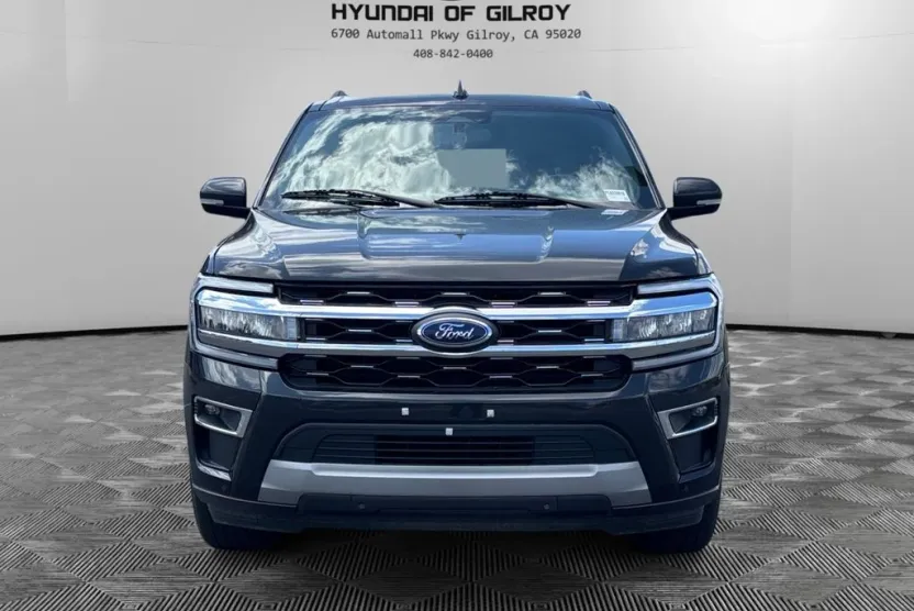 2023 Ford Expedition MAX Limited photo 1