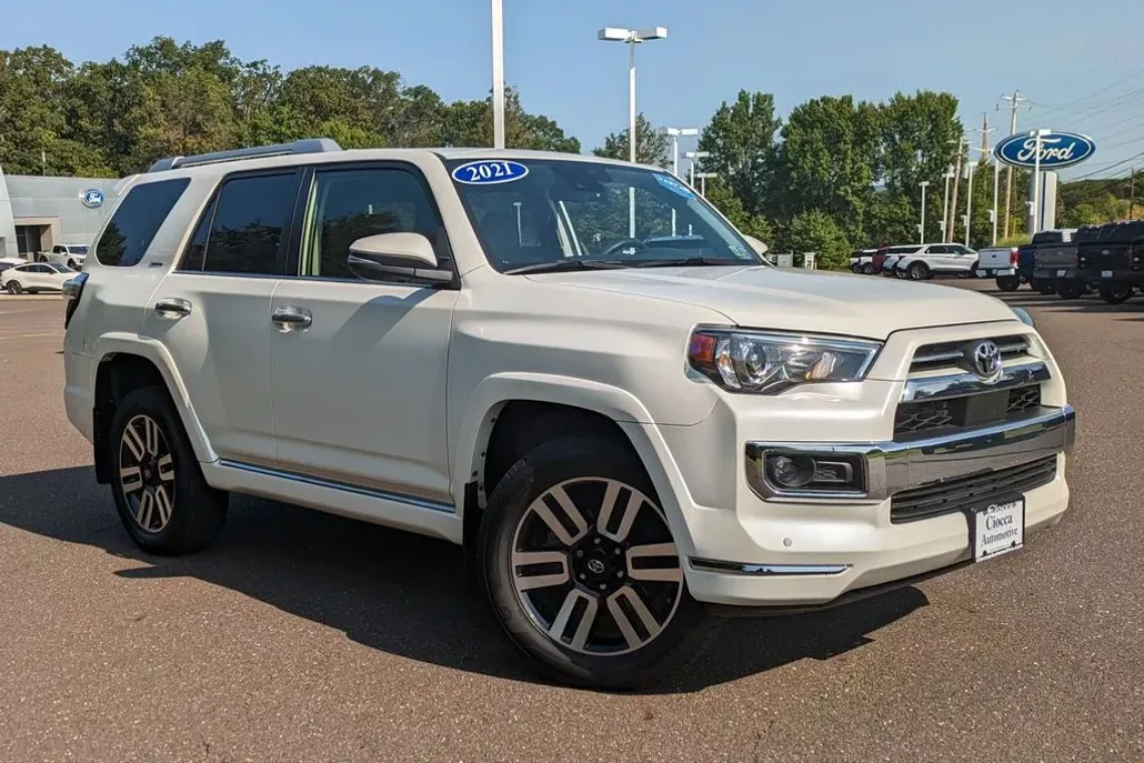 2021 Toyota 4Runner Limited photo 1
