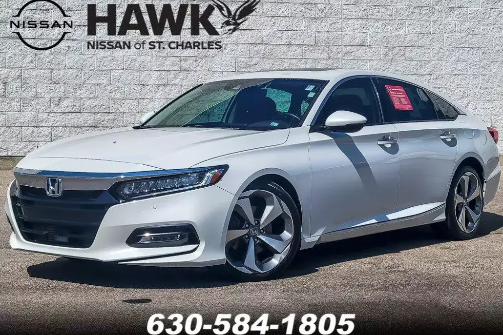 2019 Honda Accord Touring 2.0T photo 1