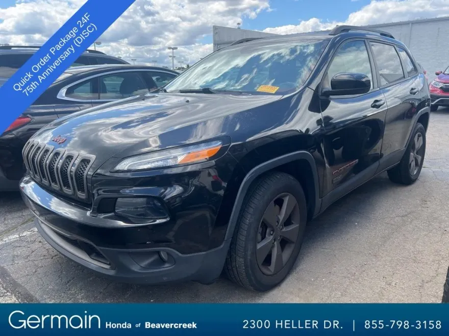 2017 Jeep Cherokee Latitude photo 1