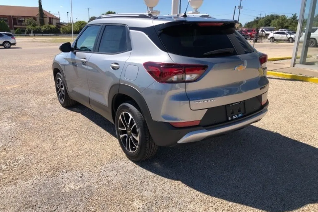 2026 Chevrolet Trailblazer LT photo 1