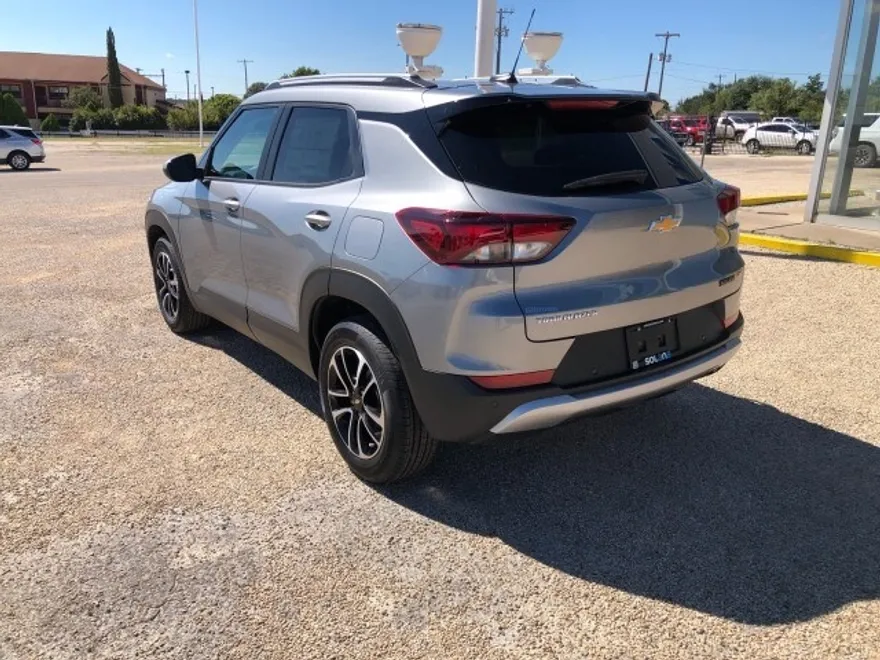2026 Chevrolet Trailblazer LT photo 1