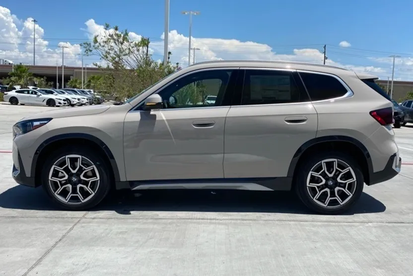2026 Bmw X1 XDrive28i photo 1