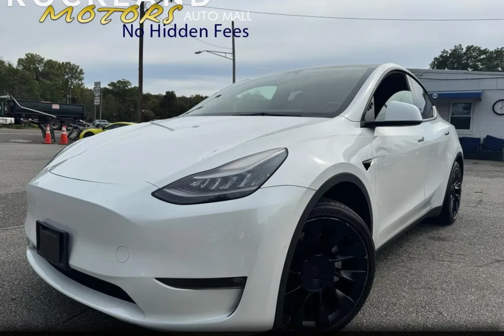 2021 Tesla Model Y Long Range photo 1
