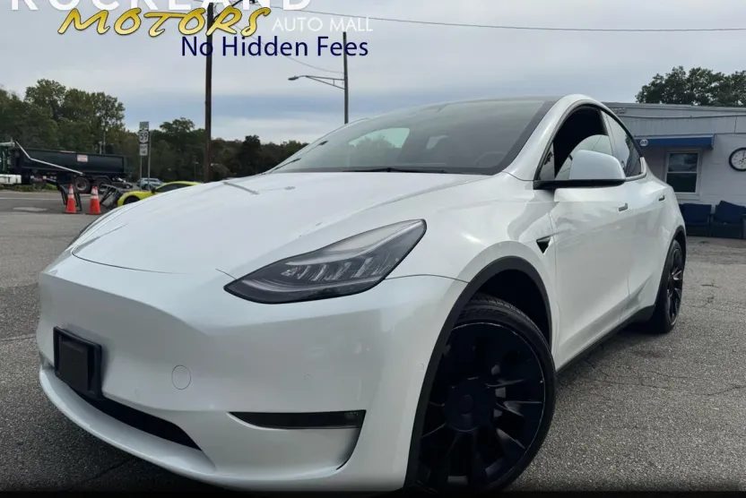 2021 Tesla Model Y Long Range photo 1