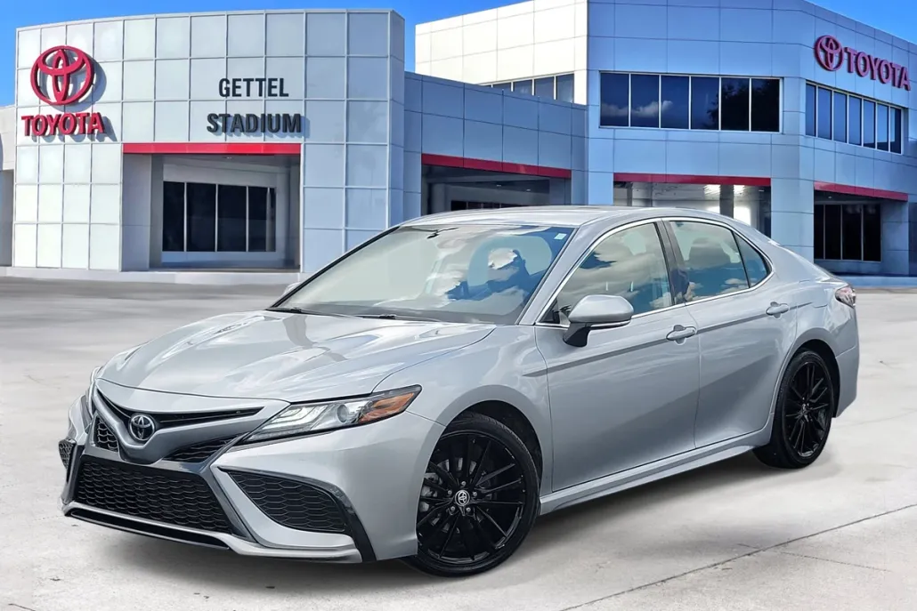 2023 Toyota Camry XSE photo 1