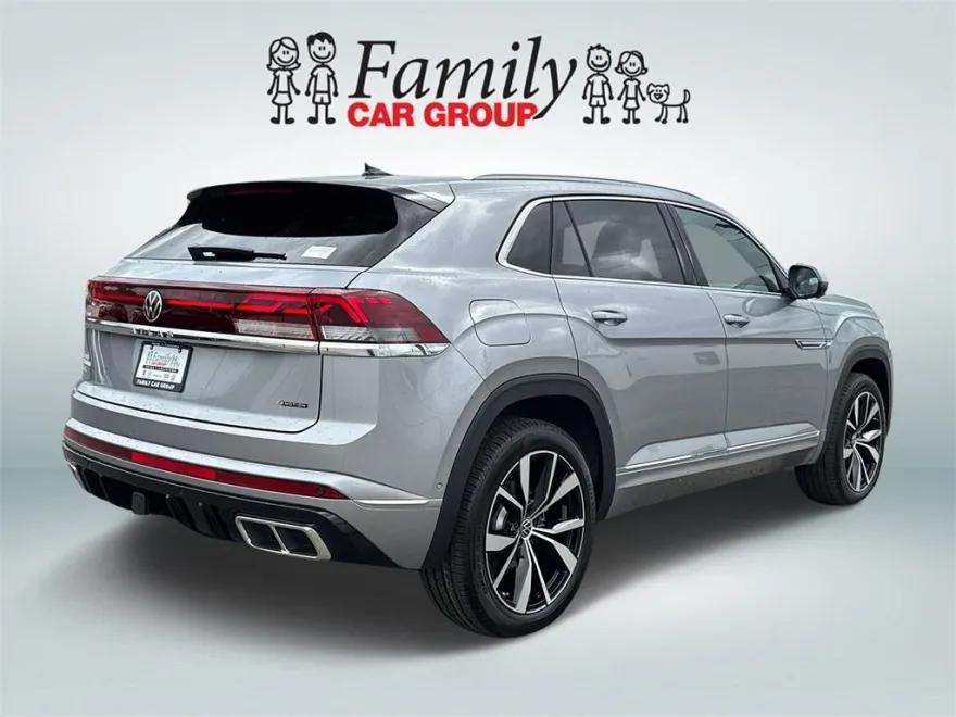 2025 Volkswagen Atlas Cross Sport SEL Premium R-Line photo 1