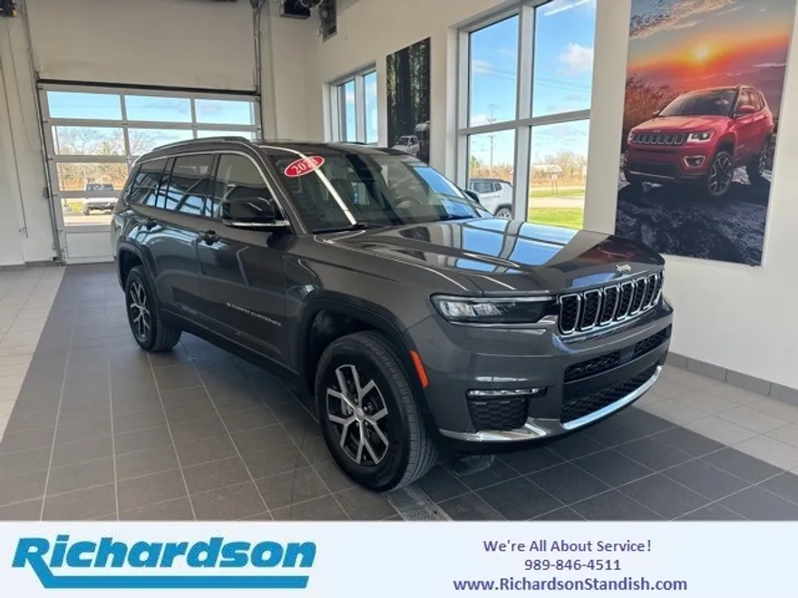 2023 Jeep Grand Cherokee Limited photo 1