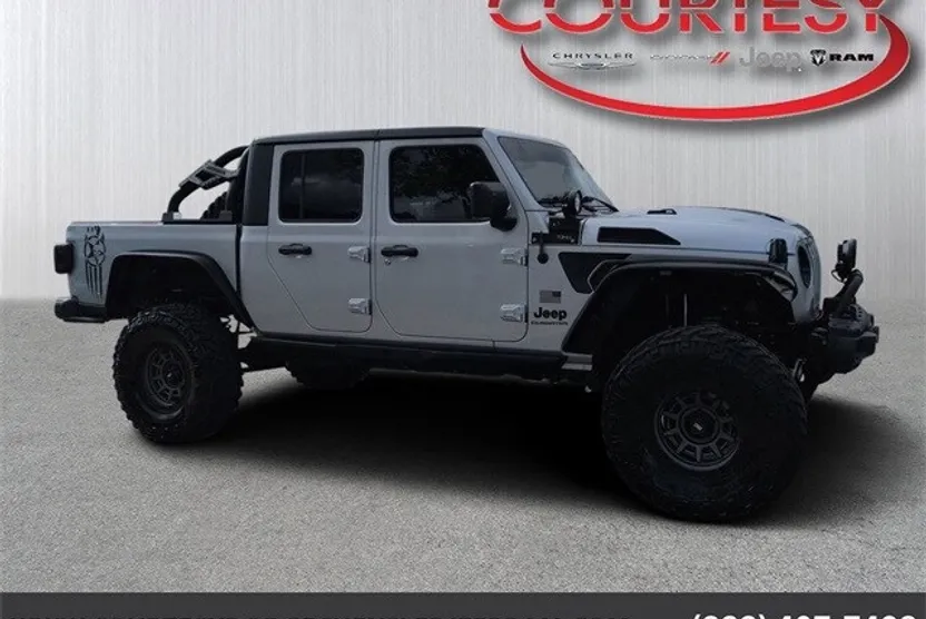 2023 Jeep Gladiator Freedom photo 1