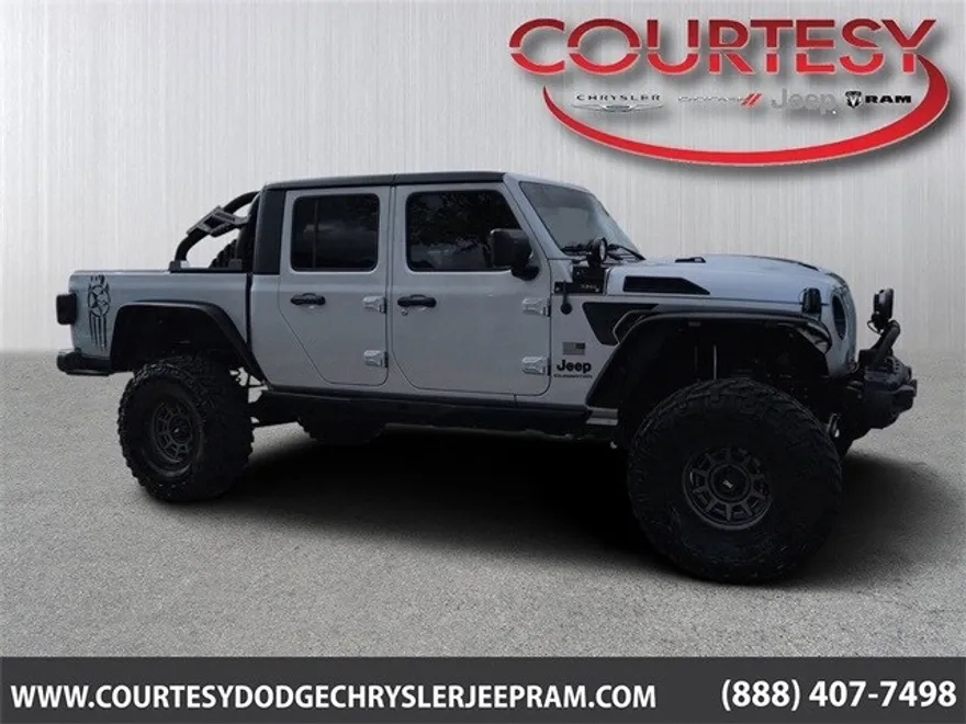 2023 Jeep Gladiator Freedom photo 1