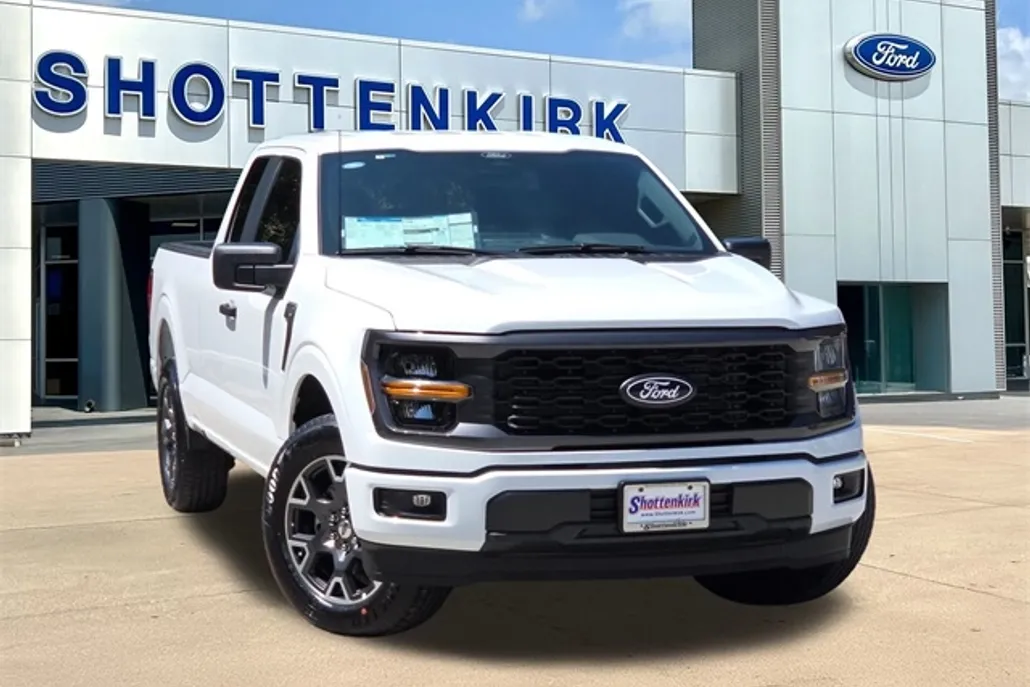 2025 Ford F-150 STX photo 1