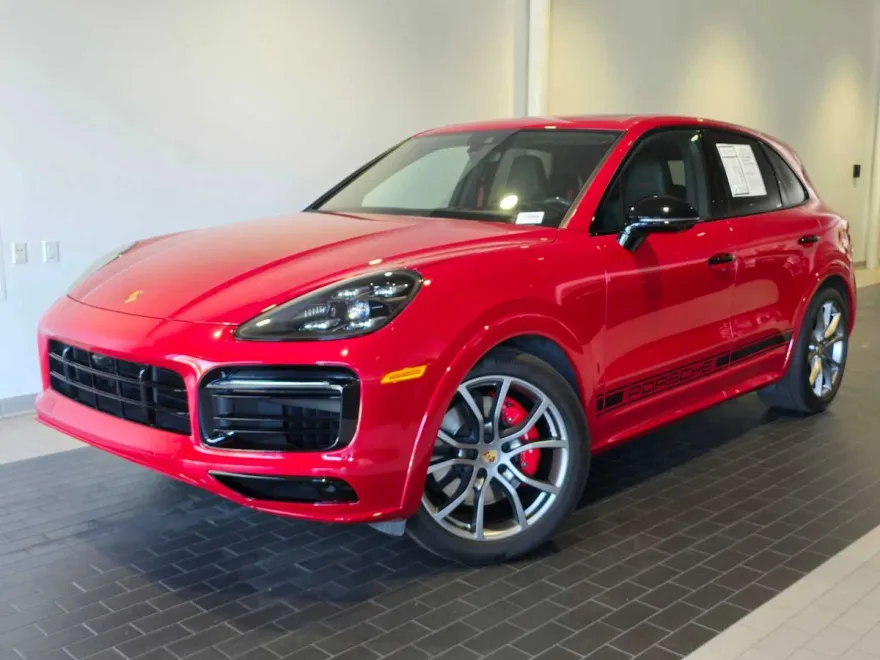 2023 Porsche Cayenne GTS photo 1