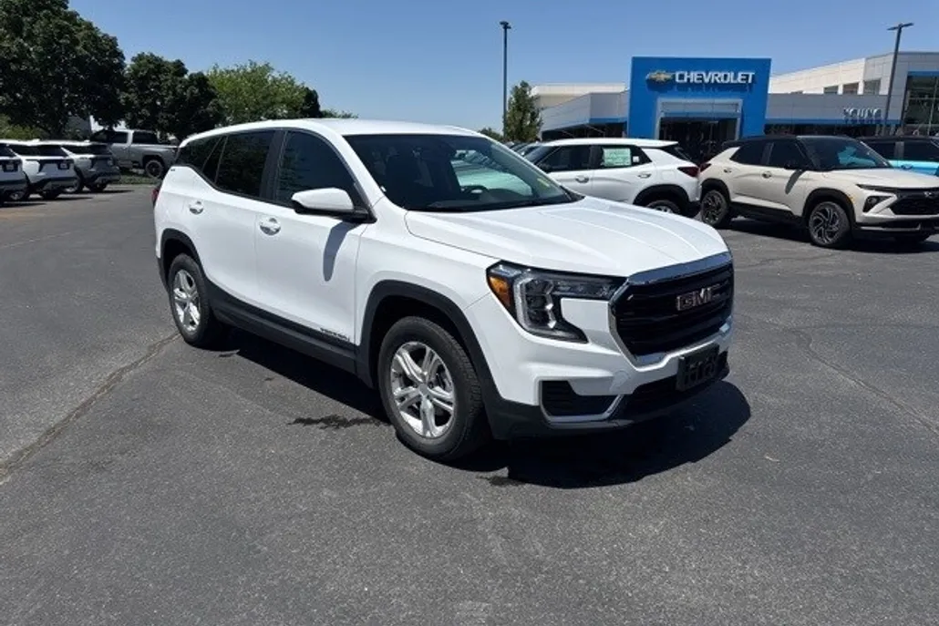 2024 Gmc Terrain SLE photo 1