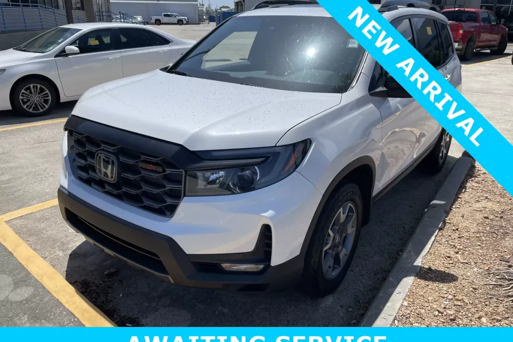 2022 Honda Passport TrailSport photo 1