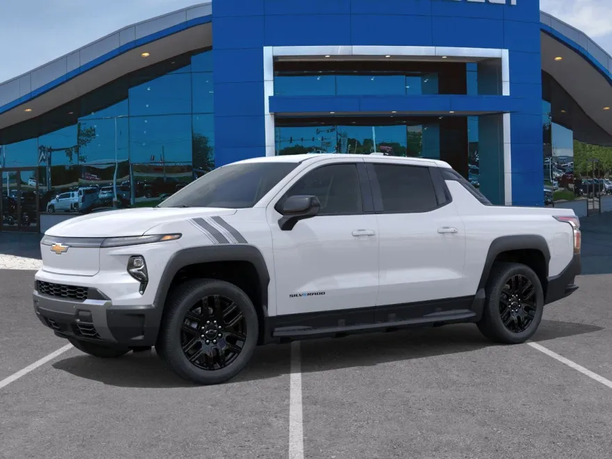 2026 Chevrolet Silverado EV LT photo 1